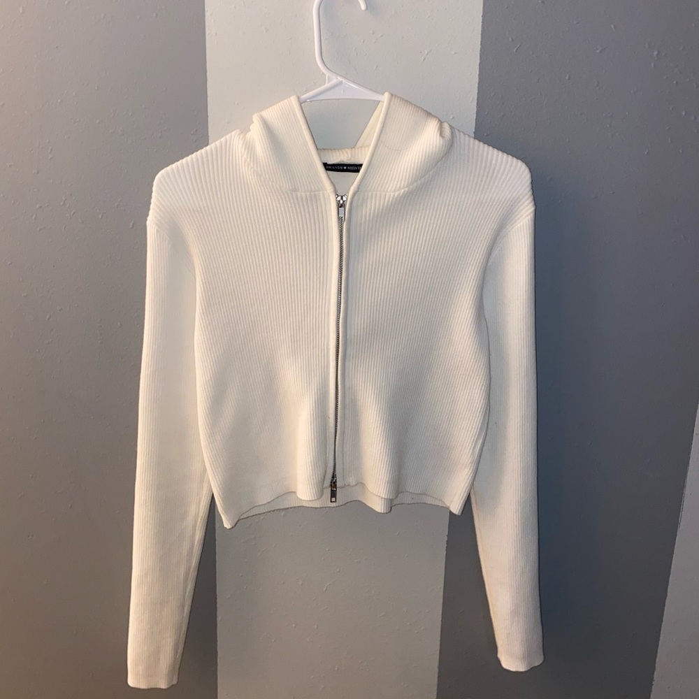 Brandy Melville white zip down jacket!